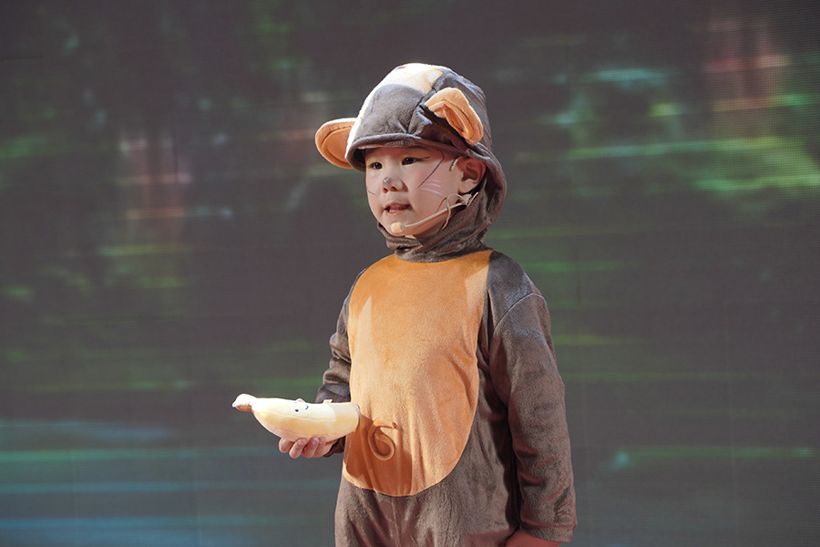 济宁新声代口才-2025年济宁新声代口才春日诗歌会舞台上孩子们精彩绽放精彩纷呈-